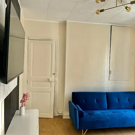 Апартаменты Le Toit De Montmartre